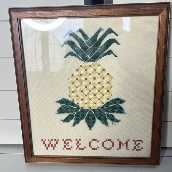 Vintage pineapple welcome cross stitched picture - Picture 2 of 3